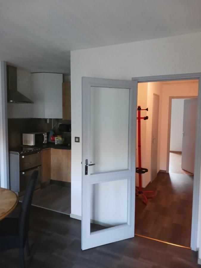 T2 50m2 Les Acacias Vue Degagee Montagne Apartment